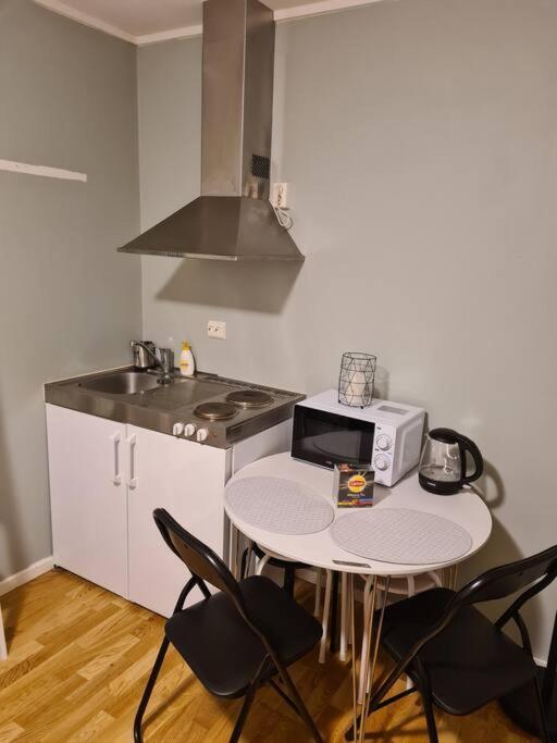 Small Studio Appartment Tromsø Exteriör bild